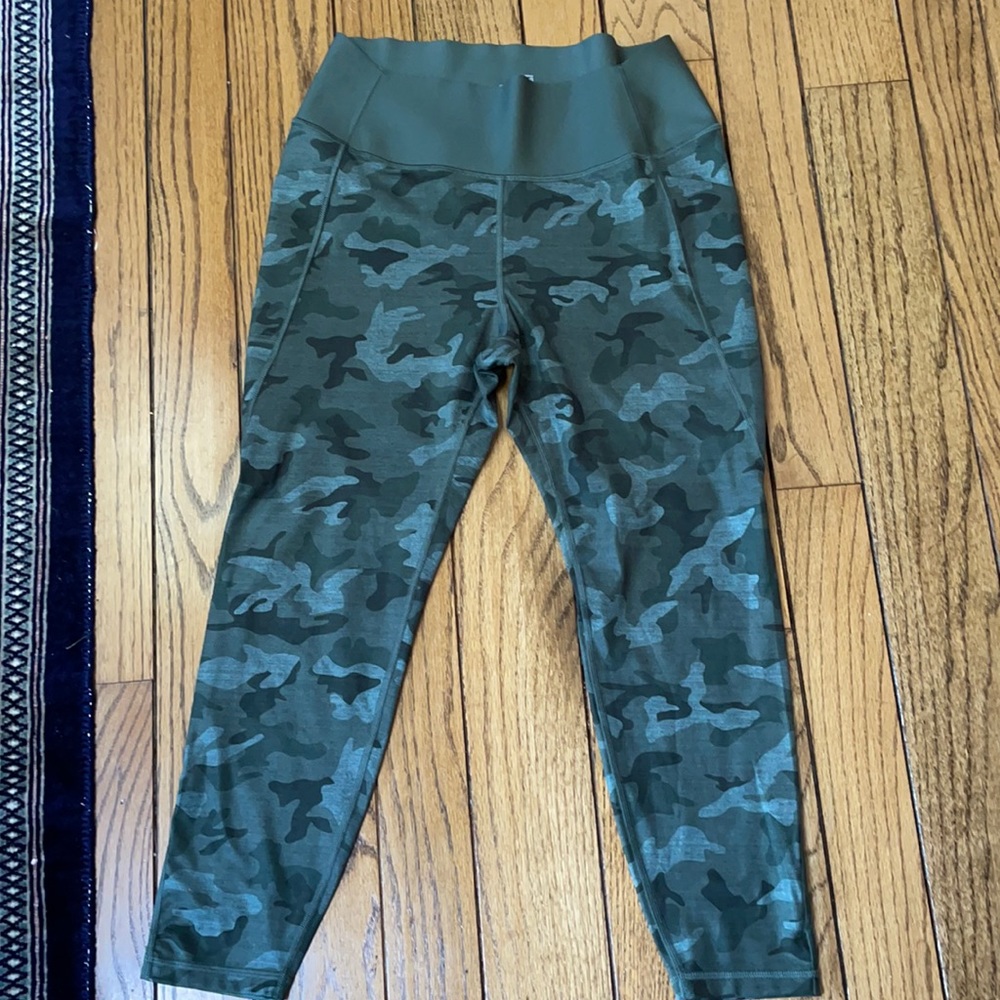 Gap fit leggings